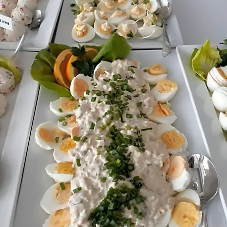 לינה וארוחת בוקר Jagoda 3*